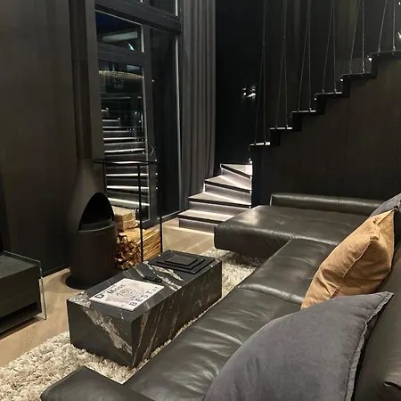 Loft Noire Apartman *